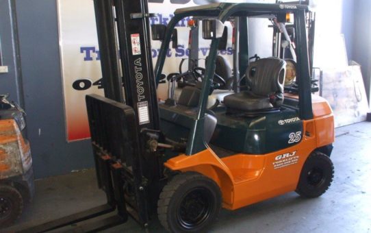 At What Price Should You Sell Used Forklift