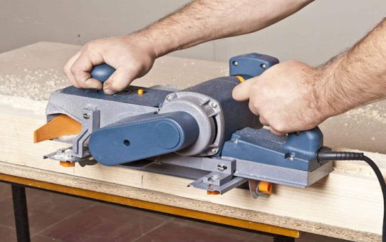 Makita Planer Blades – Perfect Tool For Making Your Surface Smoother