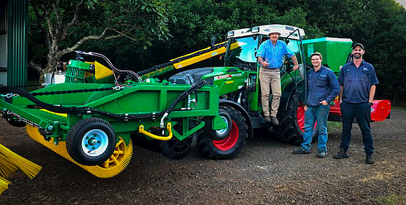 TRACTOR MOUNTER MACADAMIA HARVESTER