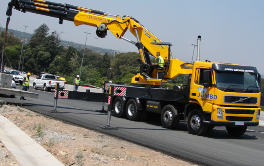 What Are The Different Types Of Mobile Cranes?