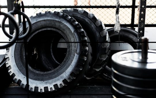 Signs to Notice That You Need New Forklift Tyres Immediately