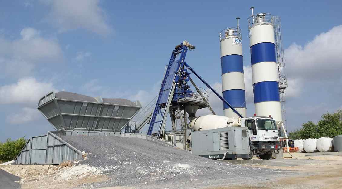 mobile batching plant